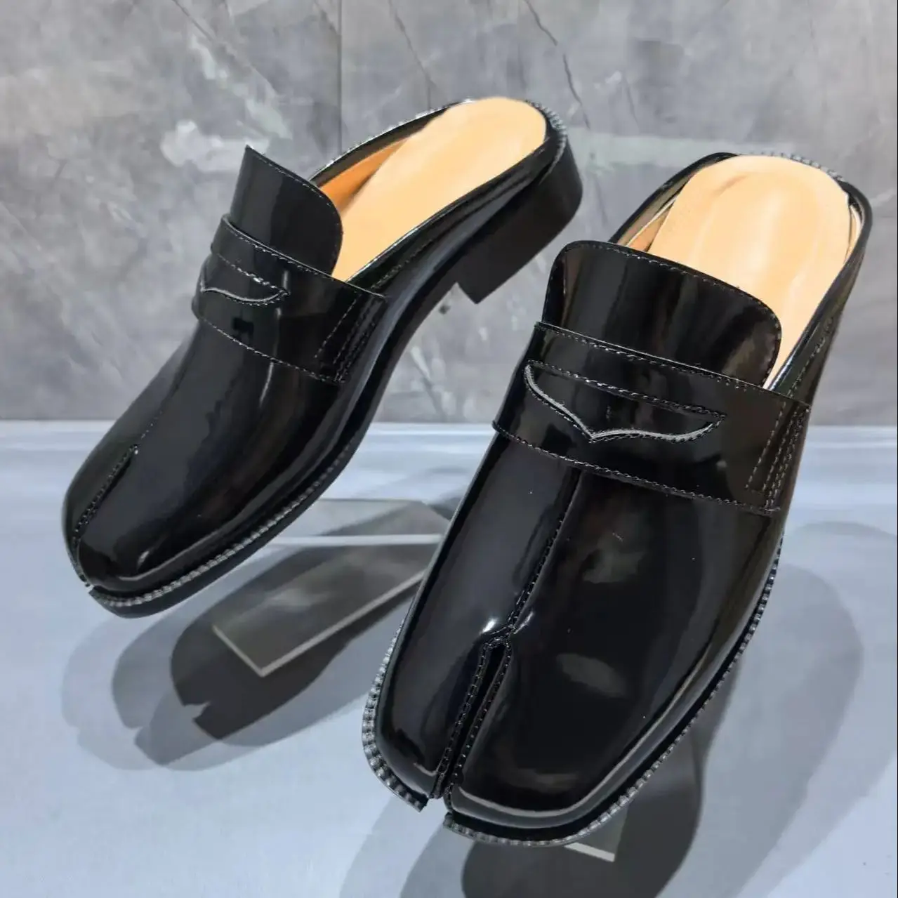 Split Toe Tabi Men's Slippers  - مراجعة Men Shoes Black وسعره